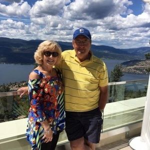 Meet your Posher, Leanne